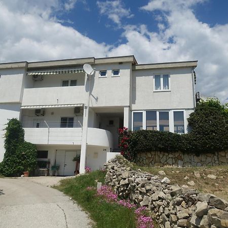 Apartments Galeb Rtina Buitenkant foto