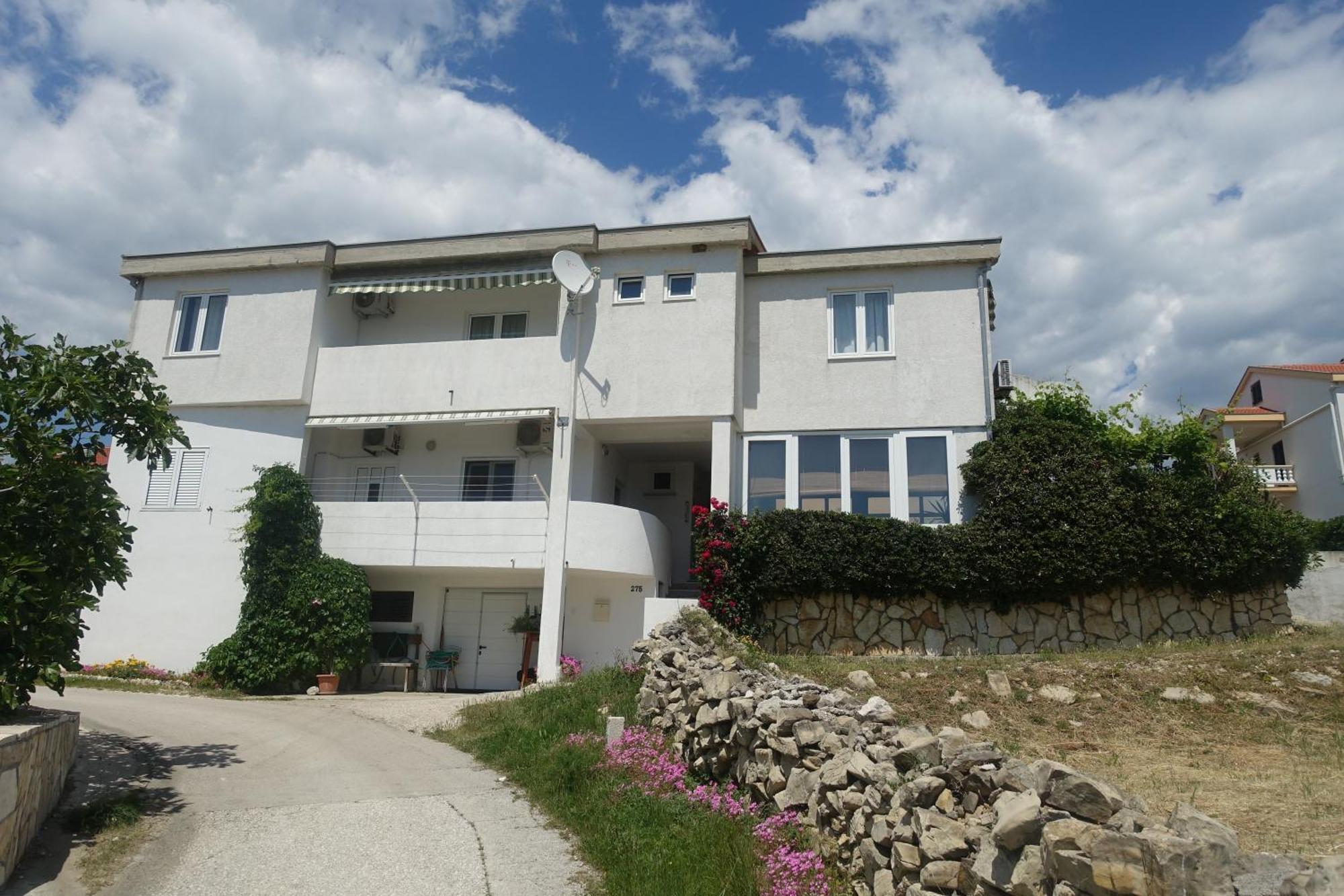 Apartments Galeb Rtina Buitenkant foto