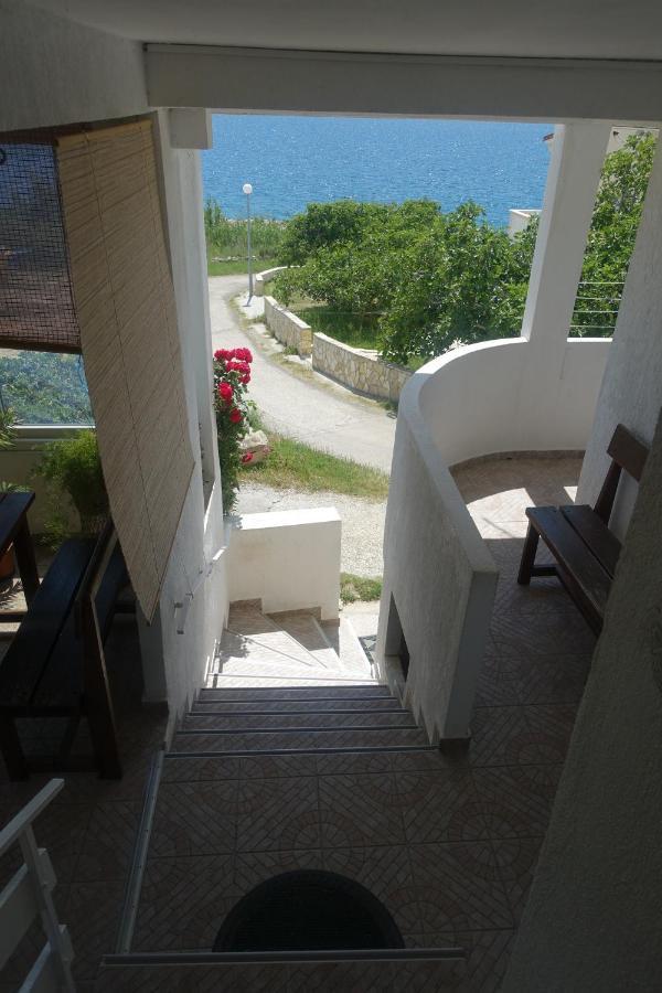 Apartments Galeb Rtina Buitenkant foto